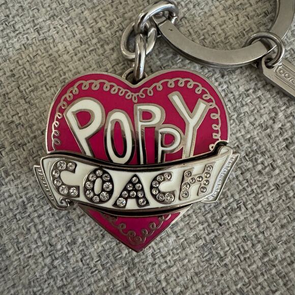 Vintage Poppy Coach Heart Keychain - Picture 2 of 4